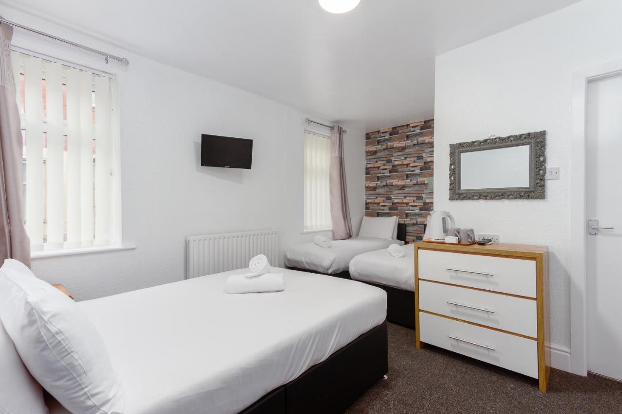 The Sandringham Court Hotel & Apartment Welcoming Large And Small Groups For 15 Years Blackpool Exterior foto